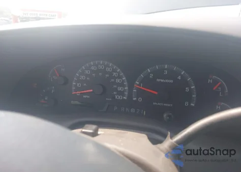 2001 Ford F-150 Lariat/Xl/Xlt z USA, uszkodzony, nr VIN 1FTRX18L21NA16339